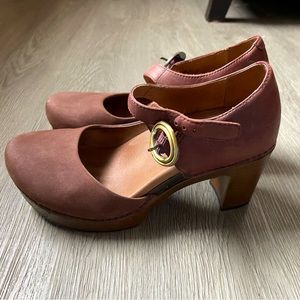 Dansko Heels size 37